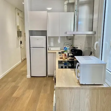 2 Bdr Eixample Apartment Barcelona Exterior photo